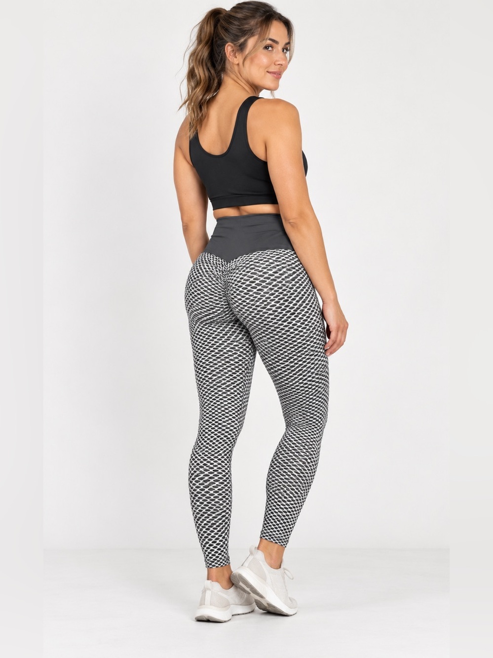 NWOT Textured Scrunch Butt Leggings Size S